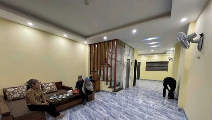 CHO THUÊ NHÀ PHỐ HỒNG MAI 4 TẦNG, 60M2, 4 NGỦ, THANG MÁY, 20 TRIỆU